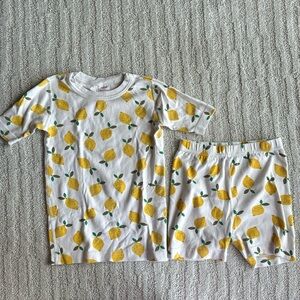 Hanna Andersson girls lemon pajamas size 8